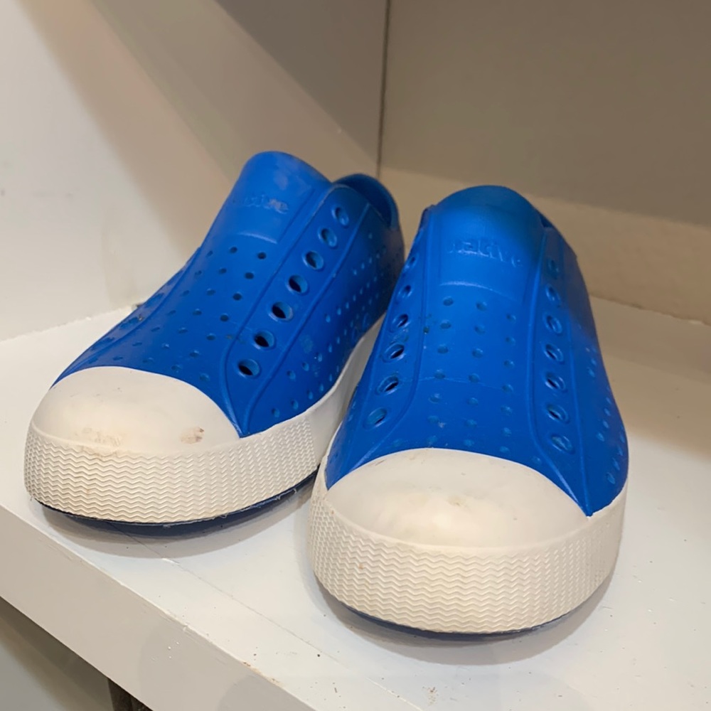 Blue Natives size 10